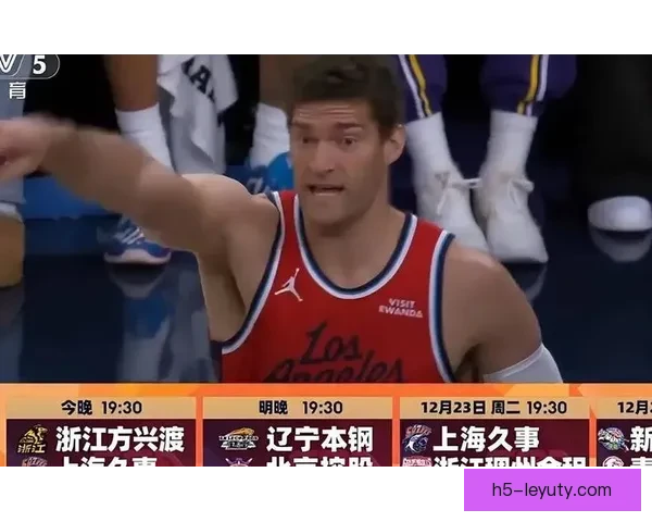 湖人负快船评三好一及格六低迷